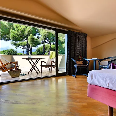 Hotel Undulna - Terme Della Versilia 4*