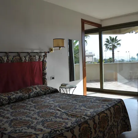 Undulna - Terme Della Versilia 4*