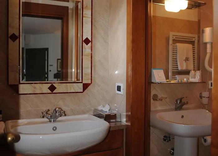 Hotel Undulna - Terme Della Versilia 4*